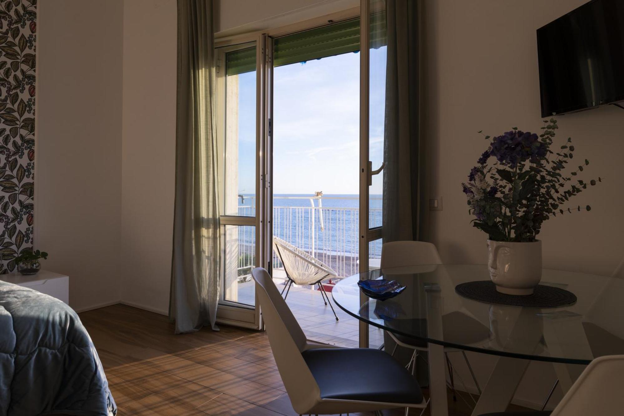 Cas' A Mare - Beachfront Luxury Suites Salerno Esterno foto