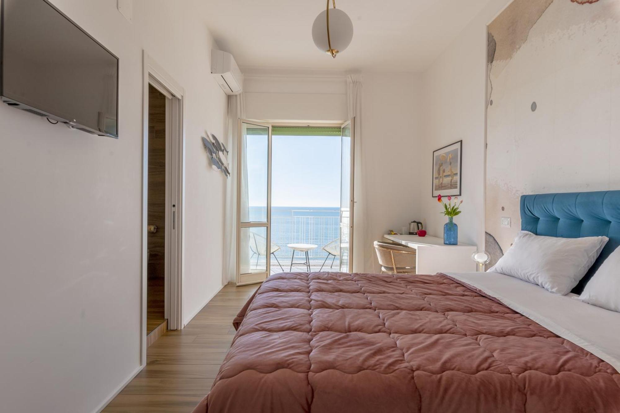 Cas' A Mare - Beachfront Luxury Suites Salerno Esterno foto